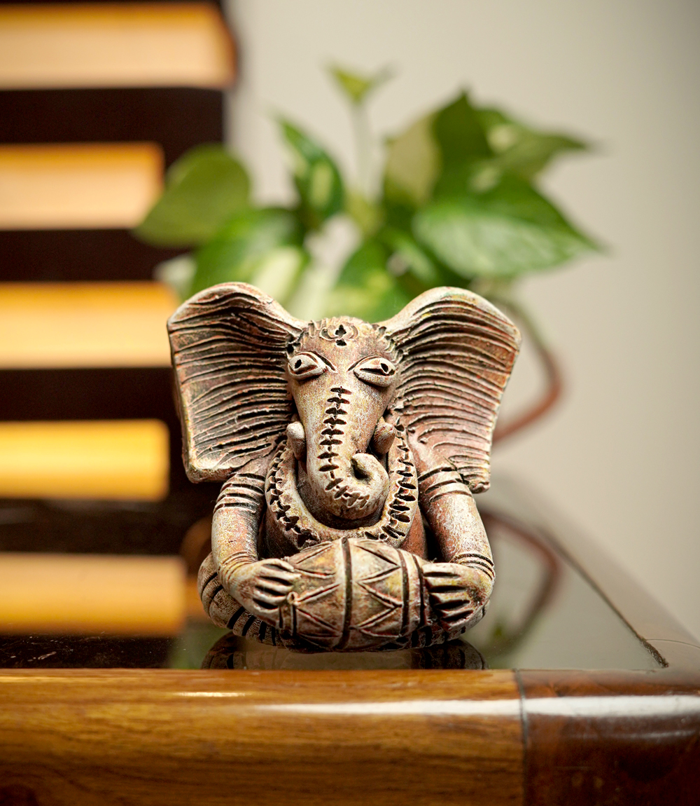 Terracotta Ganesh Idol with Veena Made by Tribes of Jharkhand