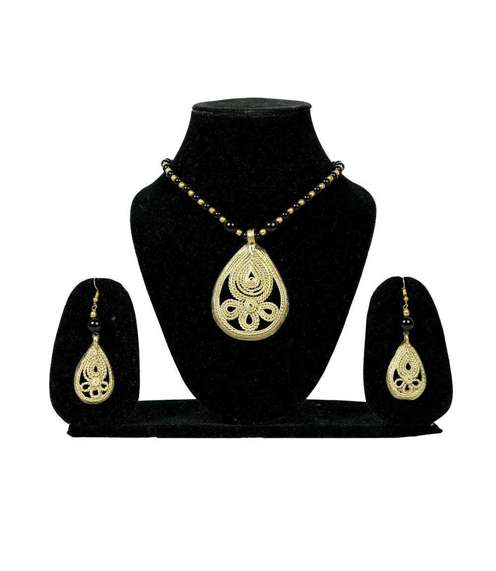 Dokra Necklace Set Made By Tribes Of Jharkhand (Golden Black Colour)