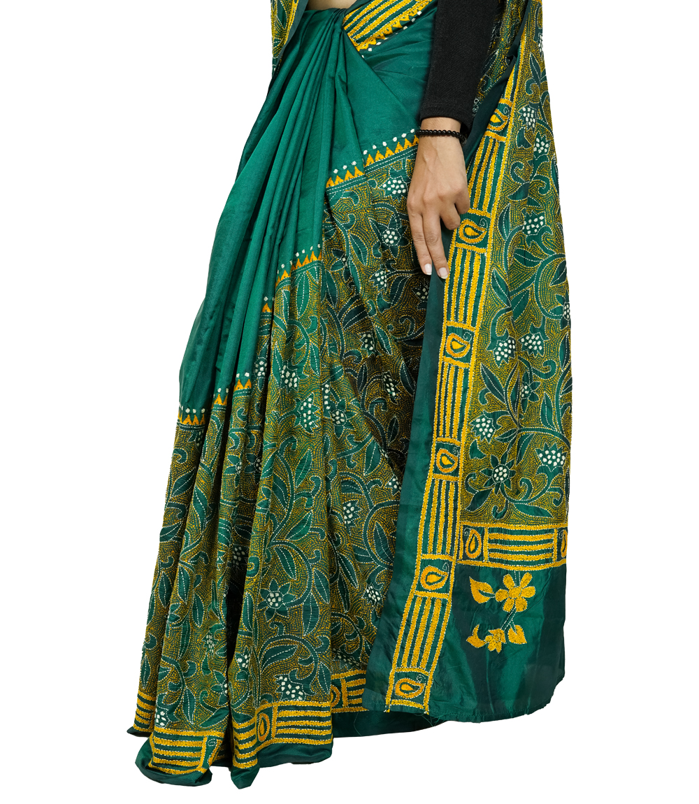 Hand-Stitched Emerald Green Saree with Golden Tribal Leaf Patterns-Crafted by West Bengal Tribes 