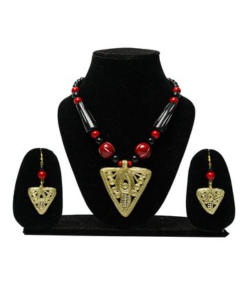 Handcrafted Dokra Triangle Necklace Set (Red and Black) - Tribal Jewellery from Jharkhand 