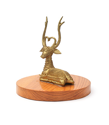 Dokra Deer Statue With Woodbase Made By Tribes of Odisha